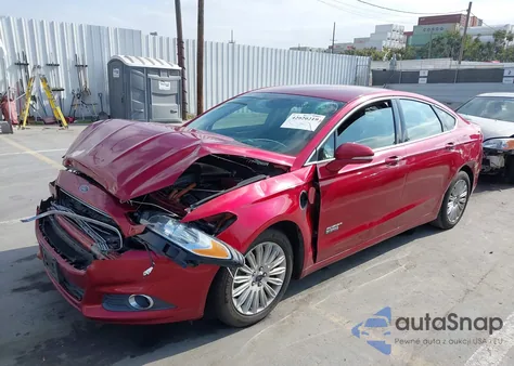 2016 Ford Fusion Energi Se Luxury z USA, uszkodzony, nr VIN 3FA6P0PU7GR385085